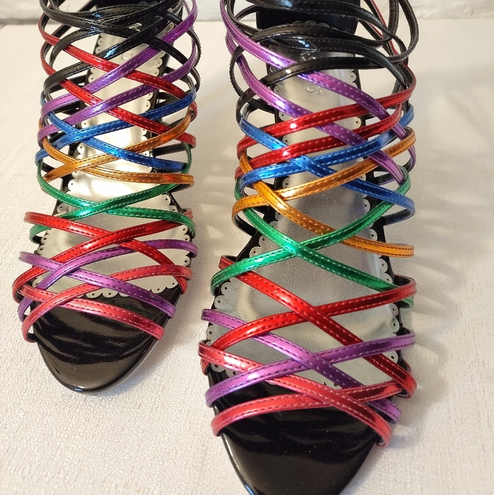 Ashro colorful Heels NWT (K77)